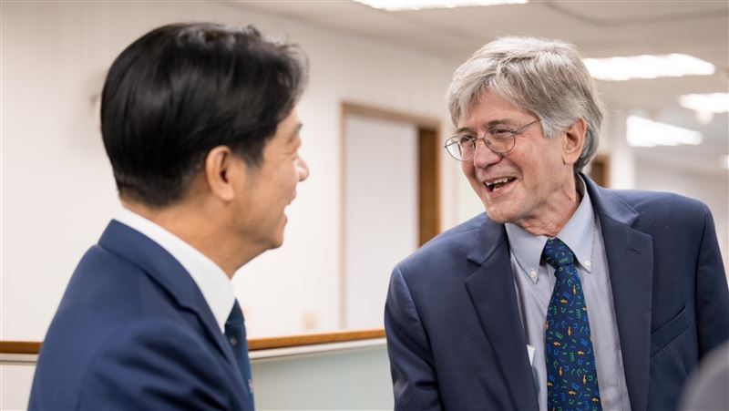 史坦伯格：美對台戰略模糊　可保台海和平