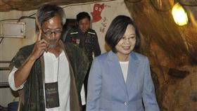 政壇戰將曹以雄驚傳「胃癌辭世」！享壽68歲　兒辦告別式慟別。（圖／翻攝自李問臉書）