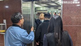 韓國瑜視察立法院電梯。(圖/記者陳怡潔攝影)
