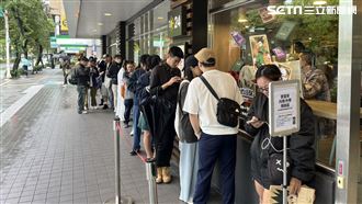 不畏風雨！麥當勞《獵人》頭香7:30就到場