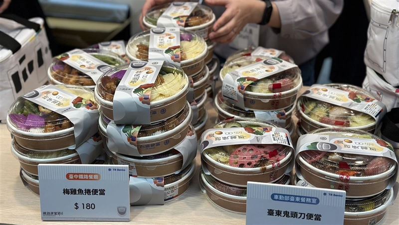 鐵路便當賣翻　台鐵研議特色便當轉長銷