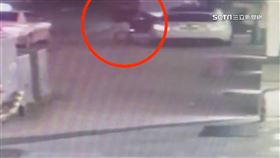 獨家／出酒店開名車闖燈撞癱騎士　駕駛遭控脫產不賠