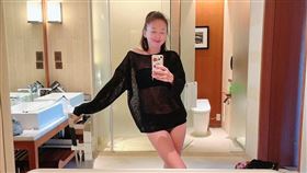 六月。（圖／翻攝自六月Threads）