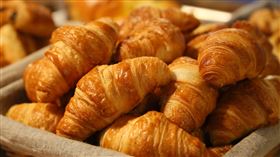 可頌是法國的經典麵包。（示意圖／Pixabay）