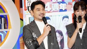 阿Ken跟周董私交甚篤，（右）為安心亞。（圖／記者趙于瑩攝影）