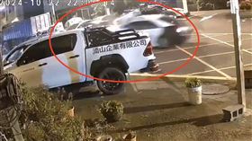 湖口,轎車,毒品,衝撞,新竹,警車（圖／翻攝畫面）