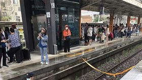 桃園,內壢,台鐵,落軌,死亡