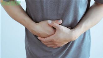 緊張就肚子痛？小心腸躁症找上你！醫揭「4大元兇」：這食物恐加重病情