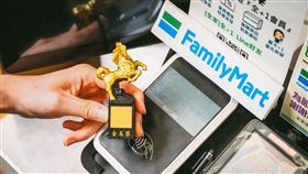 金馬,悠遊卡,全家,咖啡