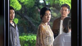 楊謹華《餘燼》、許瑋甯。（圖／本地風光提供）