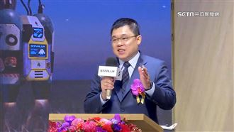 星宇航空上市　張國煒：一路風雨不畏艱難