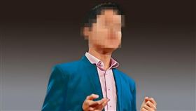 林男曾獲台東縣政府「特殊貢獻」的績優社工表揚及金舵獎。（翻攝網路，圖中人物已變裝處理）