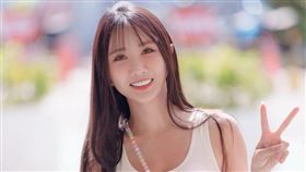 小珍奶擁有傲人上圍。（圖／翻攝自小珍奶IG）