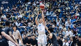 胡瓏貿。（圖／高雄全家海神提供）