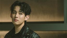 徐鈞浩在《翌日》中演當紅偶像。（圖／翻攝自徐鈞浩臉書）