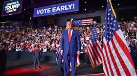 美國總統大選即將登場，大部分人都將注意力聚焦在川普若勝選可能發生何種情況。（圖／翻攝自川普臉書）