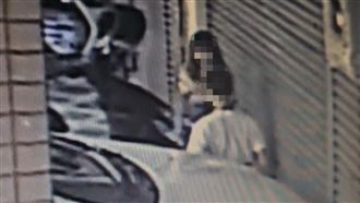 女童落單等同學…18歲男「一把抓」猥褻