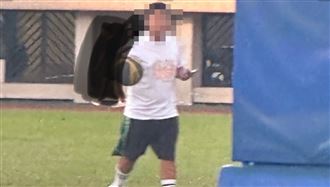 噁男誘童拍裸照被逮　等開庭趴趴走畫面曝