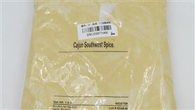 旗下有知名餐廳RAW、茹絲葵經典牛排館的香港商赫士盟食品，自美國進口調味料和西南風味粉，雙雙被檢出致癌農藥環氧乙烷，共133.1公斤，在邊境退運或銷毀。（圖／食藥署提供）