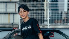 孫生IG搭訕夸克波波。（圖／翻攝自酷炫臉書）