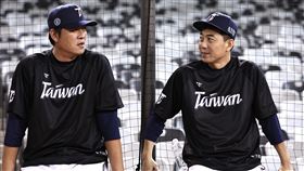 ▲投手教練林岳平（右）。（圖／中華職棒聯盟提供）