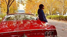 周杰倫擁有多台天價名車，許多歌曲MV也都有名車入鏡。（圖／翻攝自周杰倫IG）