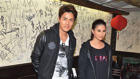 何超蓮（右）與吳克群（左）交往4年情變，兩人並未結成正果。（東方IC）