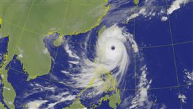 康芮颱風逐漸逼近台灣。（圖／氣象署）