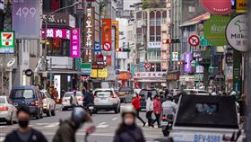 西門商圈人潮復甦，也讓投資者看好店面市場，豪砸5.9億買下整棟透店。(台灣房屋西門加盟店提供)