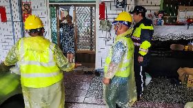 颱風逼近  警助撤離土石流潛勢溪流地