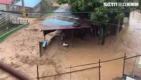 花蓮縣立山村山里部落驚見土石流。（圖／翻攝畫面）