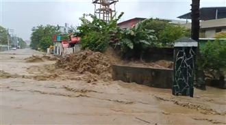 台鐵恢復通車卻誤點　陳世凱：地震關係