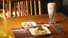 春水堂再度受邀成為第61屆金馬獎指定手搖茶飲。（圖／品牌業者提供）