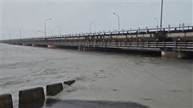 康芮颱風,宜蘭,蘭陽大橋,水位,封閉,蘭陽溪,