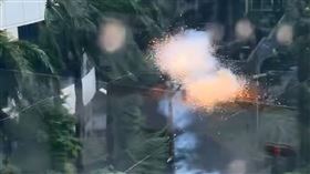 康芮颱風,強陣風,豪雨,新店,新北,復興路,變電箱,爆炸,樹葉