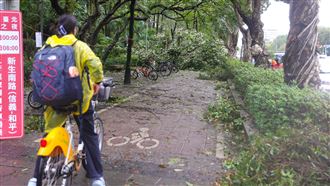 300萬人流動於災區間上班 專家嘆死板決策