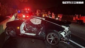 國道1號南下124.2公里處苗栗頭屋段發生6車連環追撞事故。（圖／翻攝畫面）