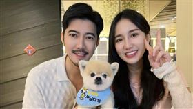 Apple（右）和老公趙國翔（左）到日本旅遊。（圖／翻攝自Apple IG）