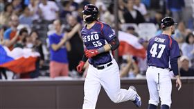 ▲12強交流賽，捷克捕手瑟文卡（Martin Cervenka）炸裂2分砲。（圖／中華職棒提供）