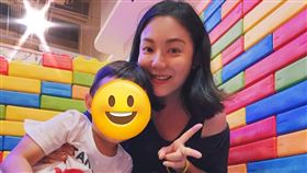 歐陽靖獨自撫養4歲兒子。（圖／翻攝自歐陽靖臉書）