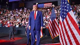 美國總統大選即將登場，大部分人都將注意力聚焦在川普若勝選可能發生何種情況。（圖／翻攝自川普臉書）