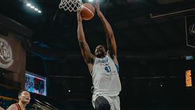 雲豹威廉斯制勝灌籃。（圖／台啤雲豹提供）