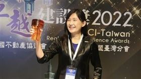 被爆與陳啟昱離婚，曾姿雯最新回應「凡事都有原因」。（圖／翻攝自曾姿雯臉書）