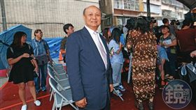 嚴家淦兒子嚴雋泰遭控長期占用台銀二處古蹟，五年撈文資局近三千萬元標案，檢方已立案調查。