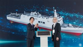 賴清德主持「海軍輕型巡防艦防空型原型艦安龍典禮」（圖／總統府提供）