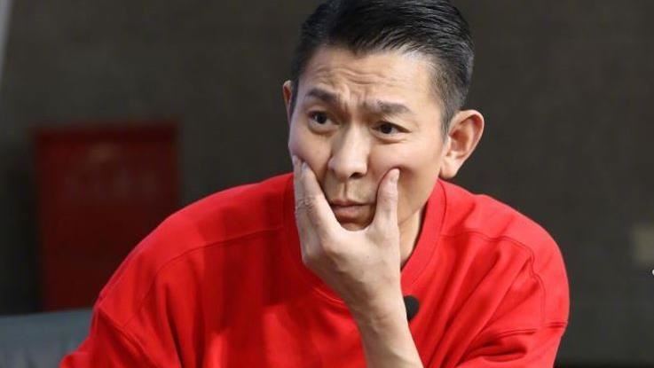 劉德華的臉被臨時演員打腫！1動作感動網