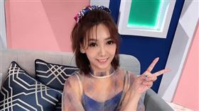 前主播黃馨儀最近已復工。（圖／翻攝臉書）