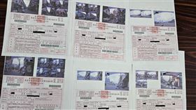 台中,檢舉達人,違規,未打方向燈,連續,開單（圖／翻攝畫面）