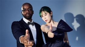 丹妮婊姐（右）今年1月與交往4年的黑人男友「黑豹」結婚。（圖／翻攝臉書）