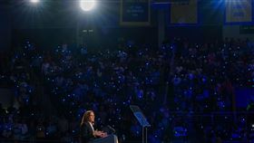 賀錦麗（Kamala Harris）在昨天大選敗給共和黨對手川普。（圖／翻攝自賀錦麗臉書）